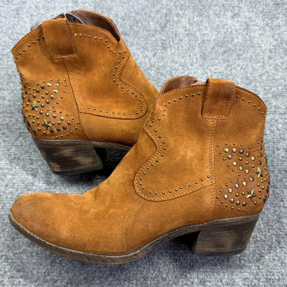 Sundance Western Studded Flower Suede Ankle Boots 39 (8.5) Western Boho Festival